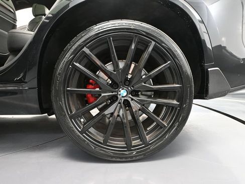 Used 2022 BMW X5 M50i AWD/4WD image 15