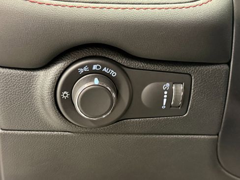 Used 2024 Dodge Durango R/T AWD/4WD image 23
