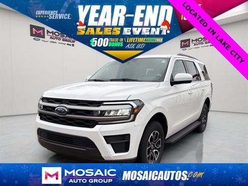 Used 2024 Ford Expedition XLT image 6