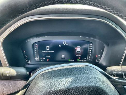 Used 2023 Honda Pilot Elite image 23