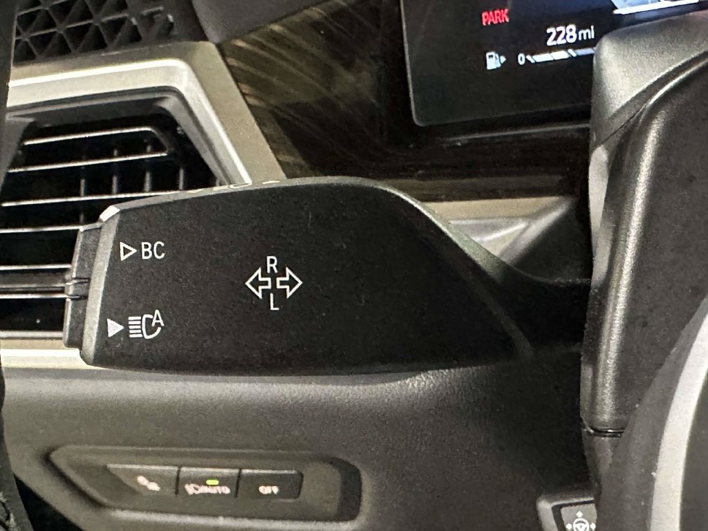 Used 2026 BMW X5 xDrive40i AWD/4WD image 31