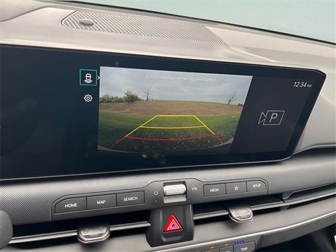 New 2025 Kia K4 LXS image 5