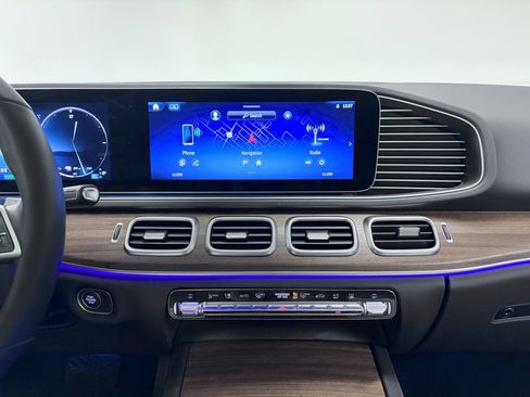 Certified 2025 Mercedes-Benz GLE 450e 4MATIC image 20