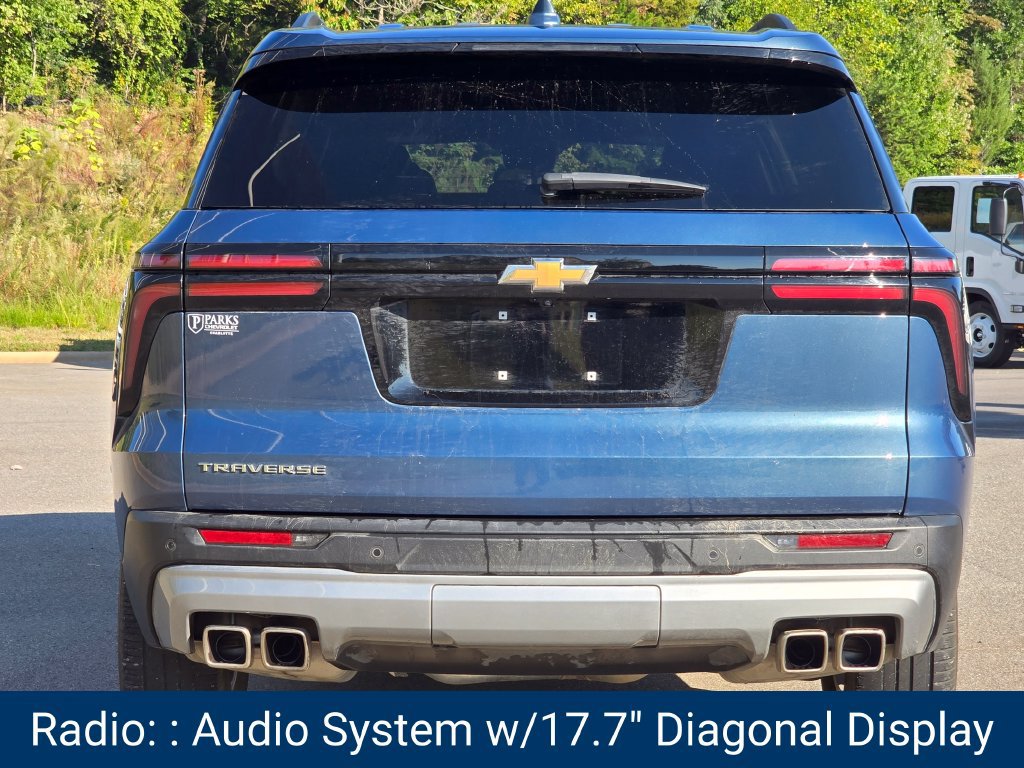 Certified 2025 Chevrolet Traverse LT FWD image 4