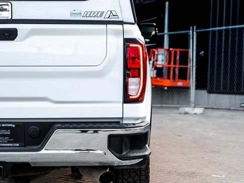 Used 2022 GMC Sierra 2500 SLE w/ SLE Value Package; image 12