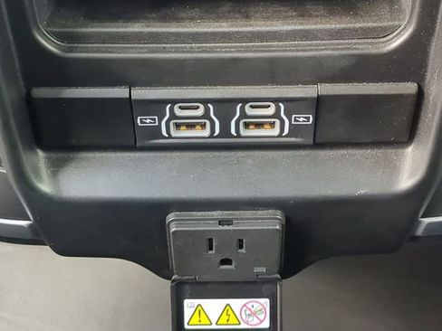 Used 2021 RAM 1500 Big Horn image 16