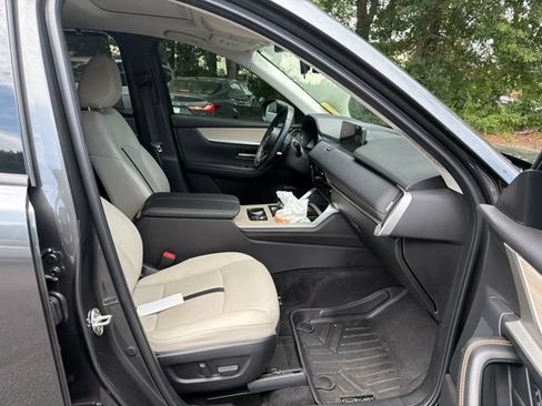 Used 2024 MAZDA CX-90 3.3 Turbo w/ Preferred Plus AWD/4WD image 12