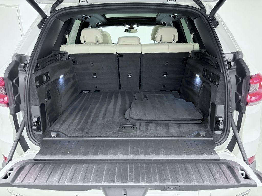Used 2020 BMW X5 xDrive40i w/ Convenience Package AWD/4WD image 23