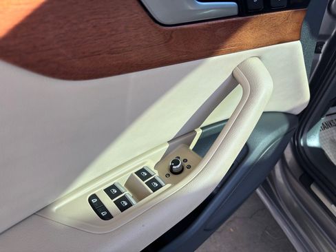 Used 2020 Audi A4 2.0T Premium w/ Convenience Package image 9