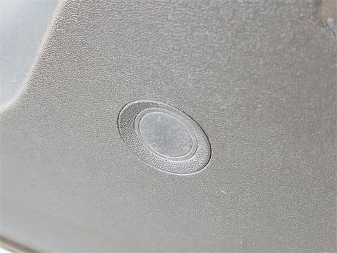 Certified 2023 Volvo C40 P8 Recharge Ultimate image 9