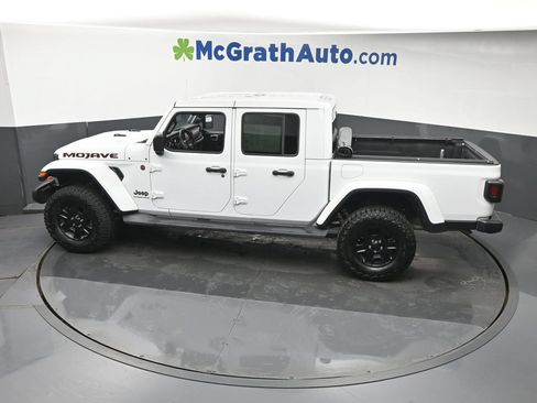 Used 2023 Jeep Gladiator Mojave w/ Cold Weather Group AWD/4WD image 22