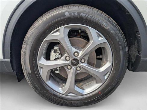 New 2025 Ford Escape ST-Line w/ Tech Pack #1 image 9