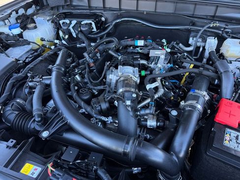 Used 2025 Ford Bronco Badlands AWD/4WD image 30