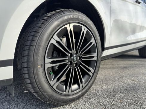 New 2026 Land Rover Range Rover Evoque S image 2