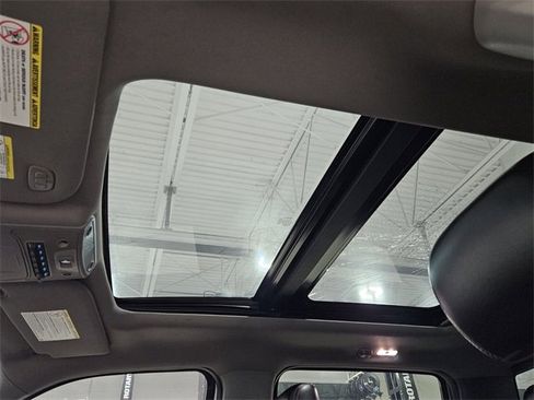 Used 2019 Ford F350 Lariat w/ Lariat Ultimate Package image 17