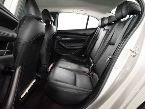 Used 2024 MAZDA MAZDA3 s image 8