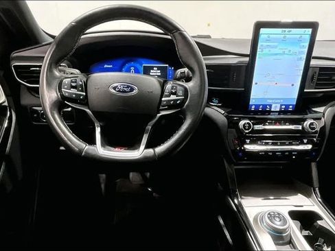 Used 2021 Ford Explorer ST w/ ST Street Pack image 8