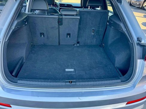 Used 2019 Audi Q3 2.0T Premium image 8