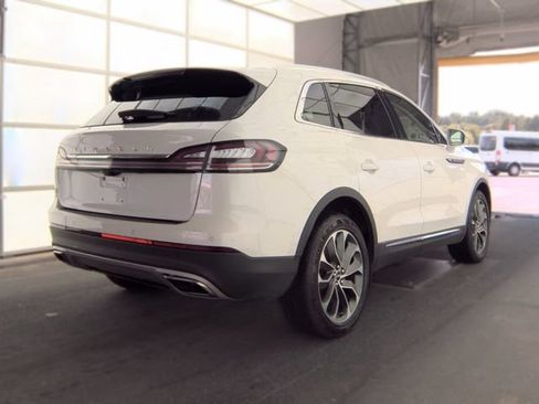 Used 2023 Lincoln Nautilus Reserve AWD/4WD image 4