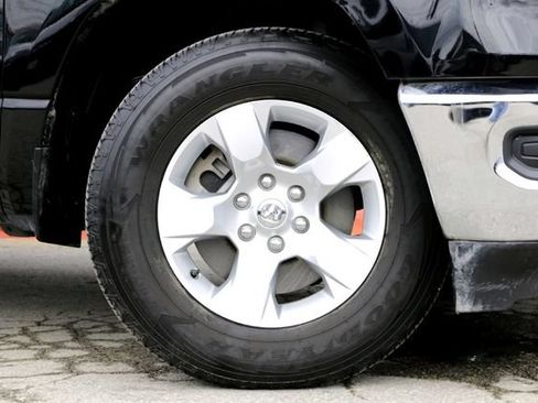 Used 2024 RAM 1500 Lone Star RWD image 2