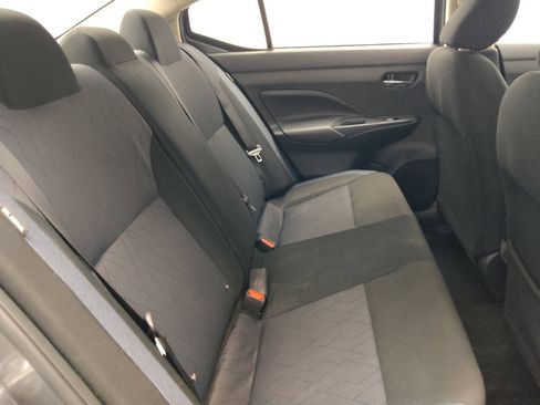 Used 2025 Nissan Versa SV FWD image 19