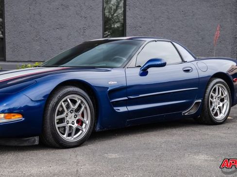 Used 2004 Chevrolet Corvette Z06 w/ Z06 Preferred Equipment Group image 58