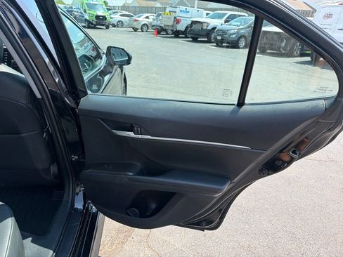 Used 2021 Toyota Camry SE FWD image 49