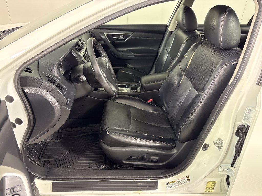 Used 2018 Nissan Altima 2.5 SL FWD image 17