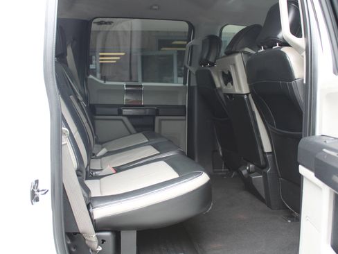 Used 2018 Ford F350 XLT AWD/4WD image 21