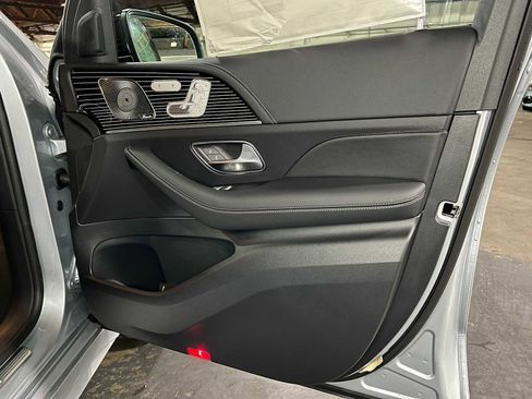 New 2026 Mercedes-Benz GLE 53 AMG 4MATIC image 11