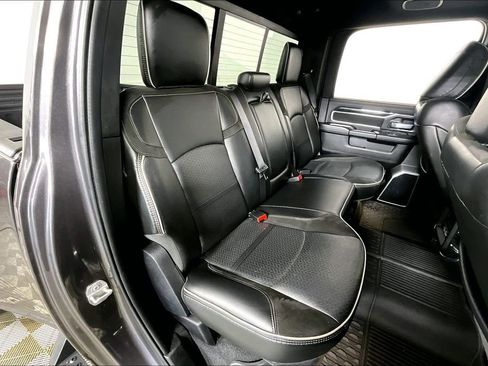 Used 2022 RAM 3500 Laramie w/ Night Edition image 27