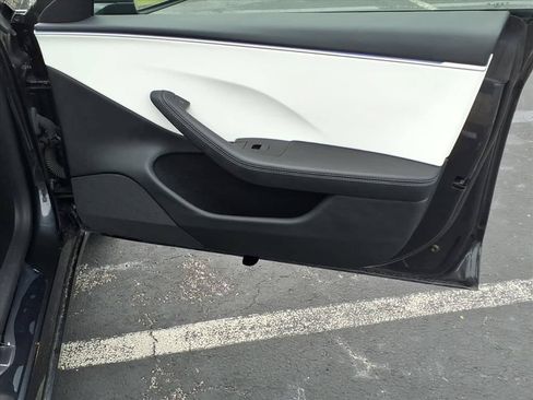 Used 2025 Tesla Model 3 Long Range RWD image 18