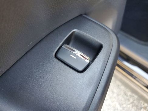 New 2025 Subaru Crosstrek 2.5i Limited w/ Popular Package #4A image 15