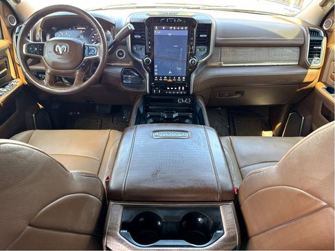 Used 2023 RAM 3500 Limited image 13