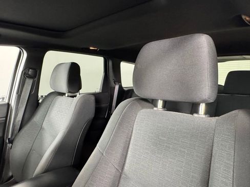 Used 2015 Jeep Grand Cherokee Laredo w/ Quick Order Package 23E image 2