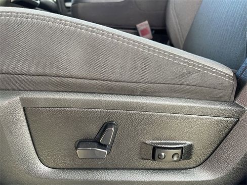 Used 2024 RAM 2500 Big Horn image 25