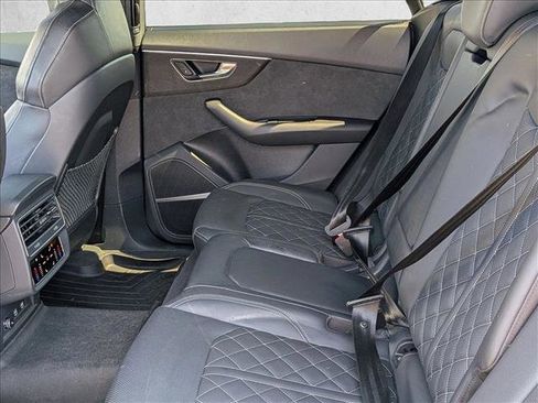 Used 2020 Audi SQ8 Prestige AWD/4WD image 14