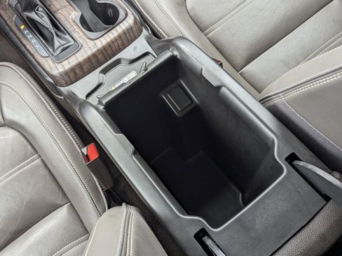 Used 2021 GMC Canyon Denali image 42