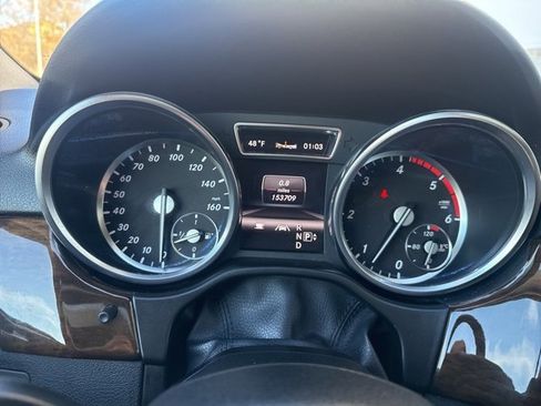 Used 2013 Mercedes-Benz ML 350 BlueTEC 4MATIC image 40