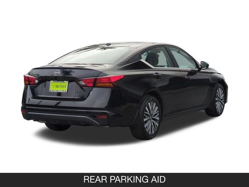 New 2026 Nissan Altima 2.5 SV FWD image 9