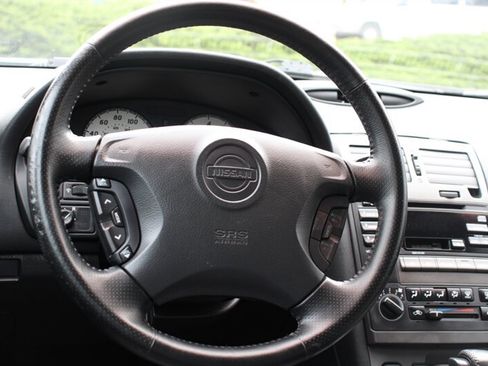 Used 2001 Nissan Maxima SE FWD image 16