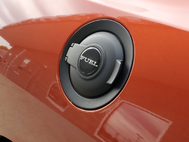 Used 2022 Dodge Challenger GT w/ Blacktop Package AWD/4WD image 9