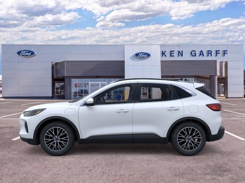Used 2024 Ford Escape SE w/ PHEV Premium Package FWD image 3