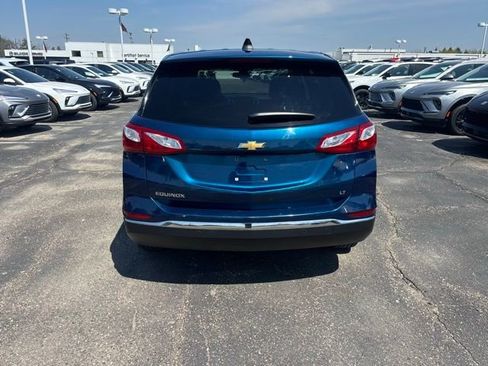 Used 2020 Chevrolet Equinox LT w/ Driver Convenience Package FWD image 6