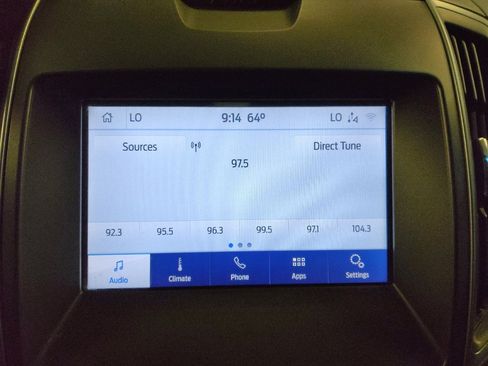 Used 2020 Ford Edge SE AWD/4WD image 25