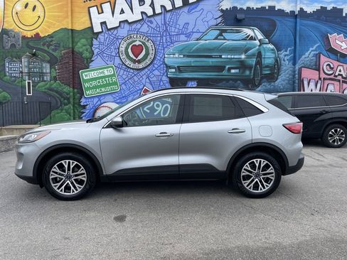 Used 2021 Ford Escape SEL AWD/4WD image 2