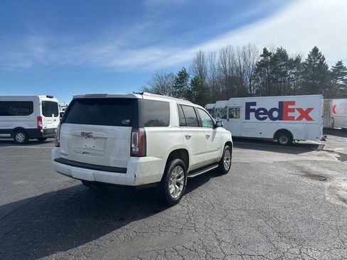 Used 2017 GMC Yukon SLE w/ SLE Value Package image 5