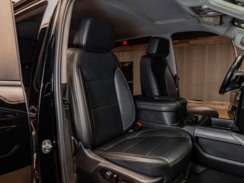 Used 2021 Chevrolet Silverado 2500 LTZ w/ LTZ Plus Package image 27