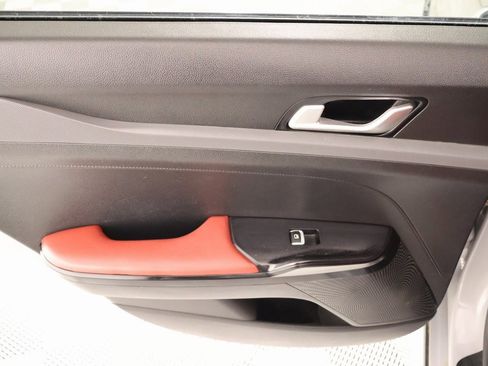 Used 2023 Kia K5 GT-Line image 18