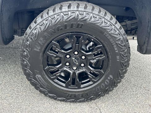 Used 2026 Chevrolet Silverado 1500 ZR2 AWD/4WD image 37